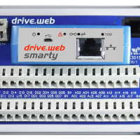 dw240_smarty1_facing_HighRes