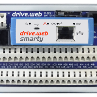 dw240_smarty2_facing_HighRes